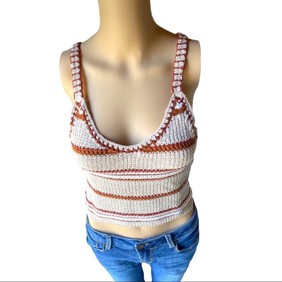 Arpeggio Knitwear Tops - ✨HP✨🆕 Arpeggio Knitwear | Stripe V-Neck Knit Tank.